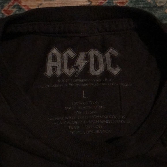 AC/DC TSHIRT - Picture 4 of 4